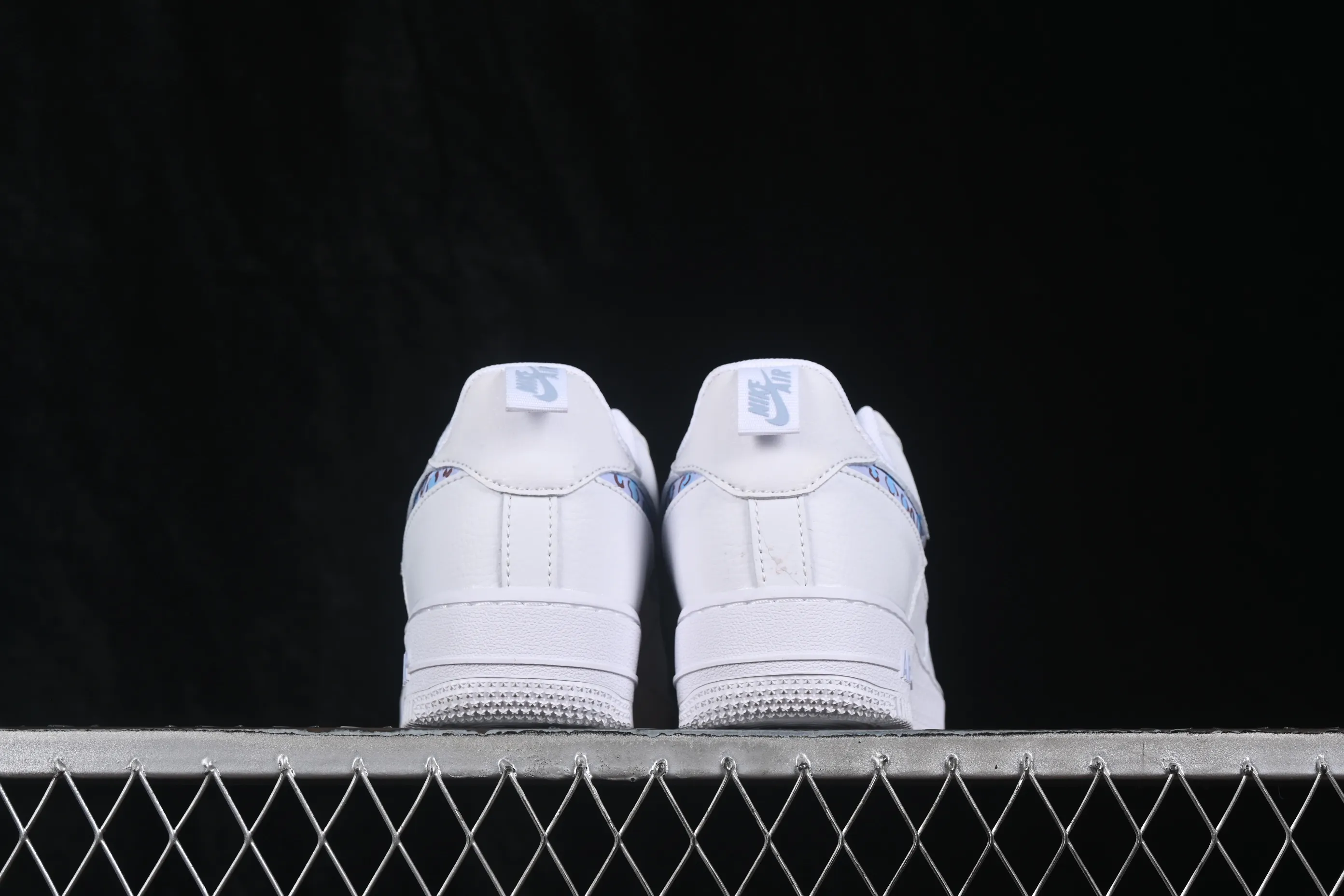 All categories Nk Air Force 1 Air Force series Nk Air Force 1 Low Air Force low-top Nike Air Force 1'07 Low "Ice Blue Leopard Shadow" Hand-painted graffiti Ice Blue Leopard Shadow Air Force 1 low-top casual sneakers FB8971-008
